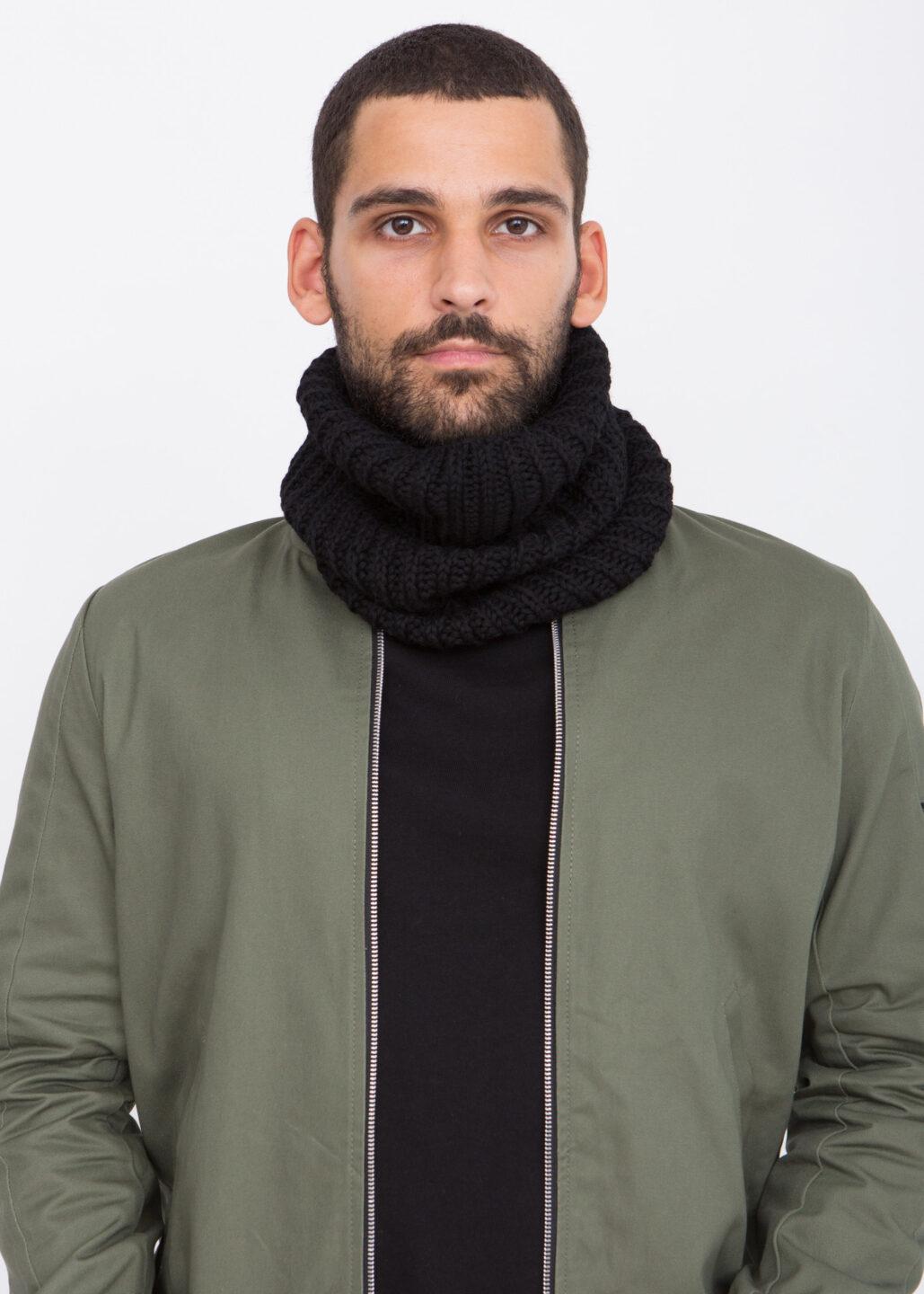 Merino Knitted Tube Snood Scarf Black