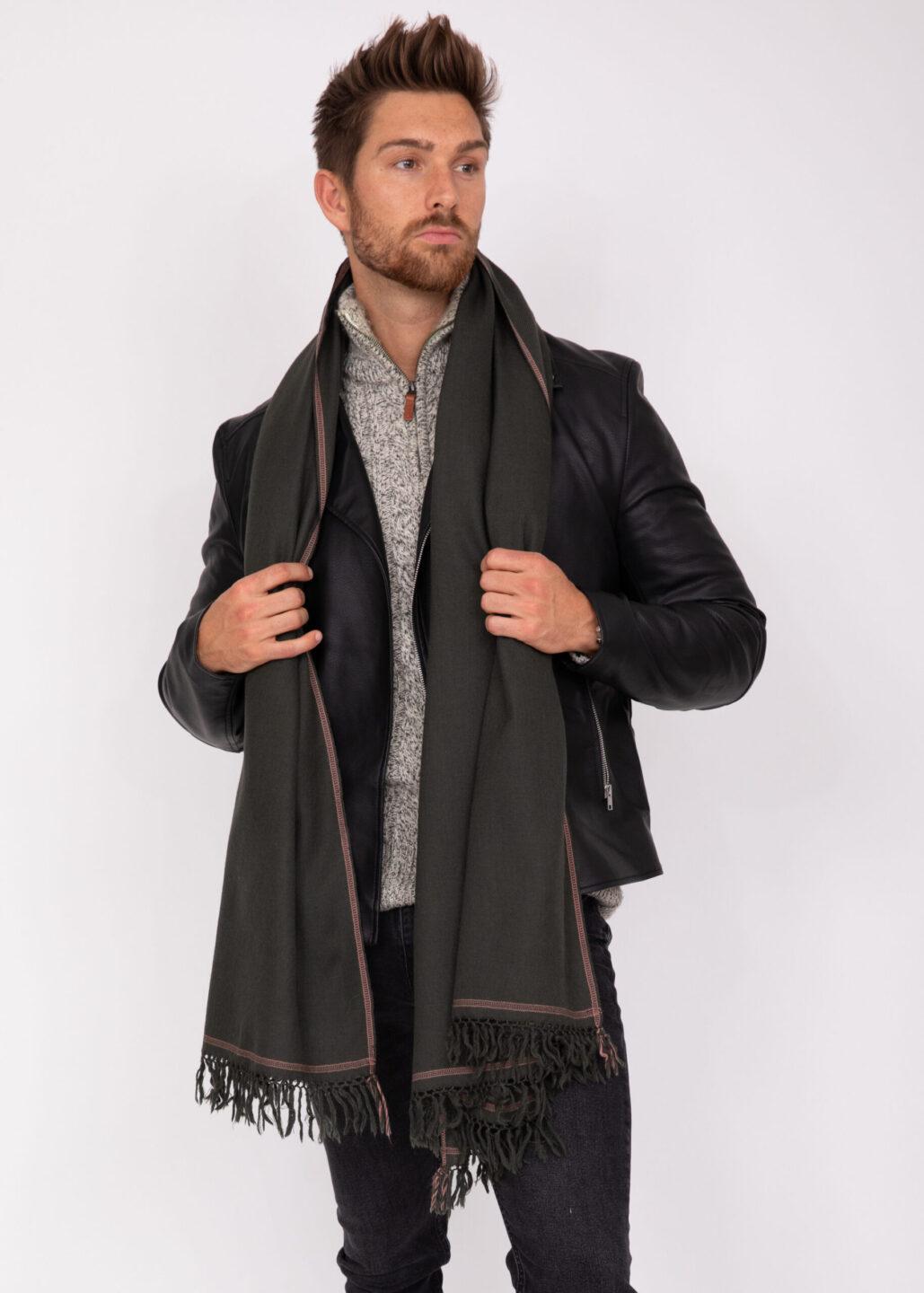 Men's Merino Wool Shawl & Oversize Scarf Shoreditch in Camouflage Green 100 x 200cm