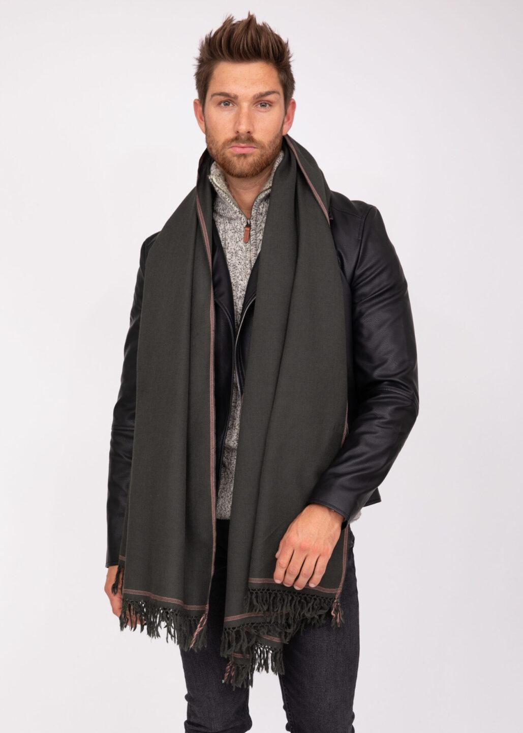 Men's Merino Wool Shawl & Oversize Scarf Shoreditch in Camouflage Green 100 x 200cm