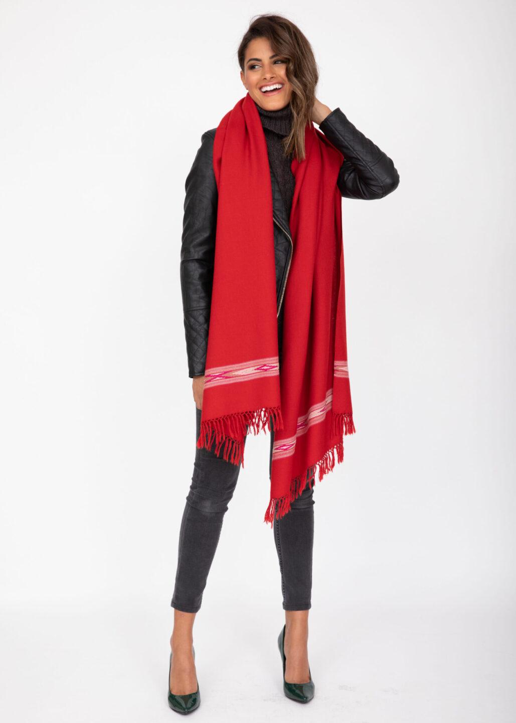 Oversize Blanket Scarf in Merino Wool Takhi Red 75 X 200cm