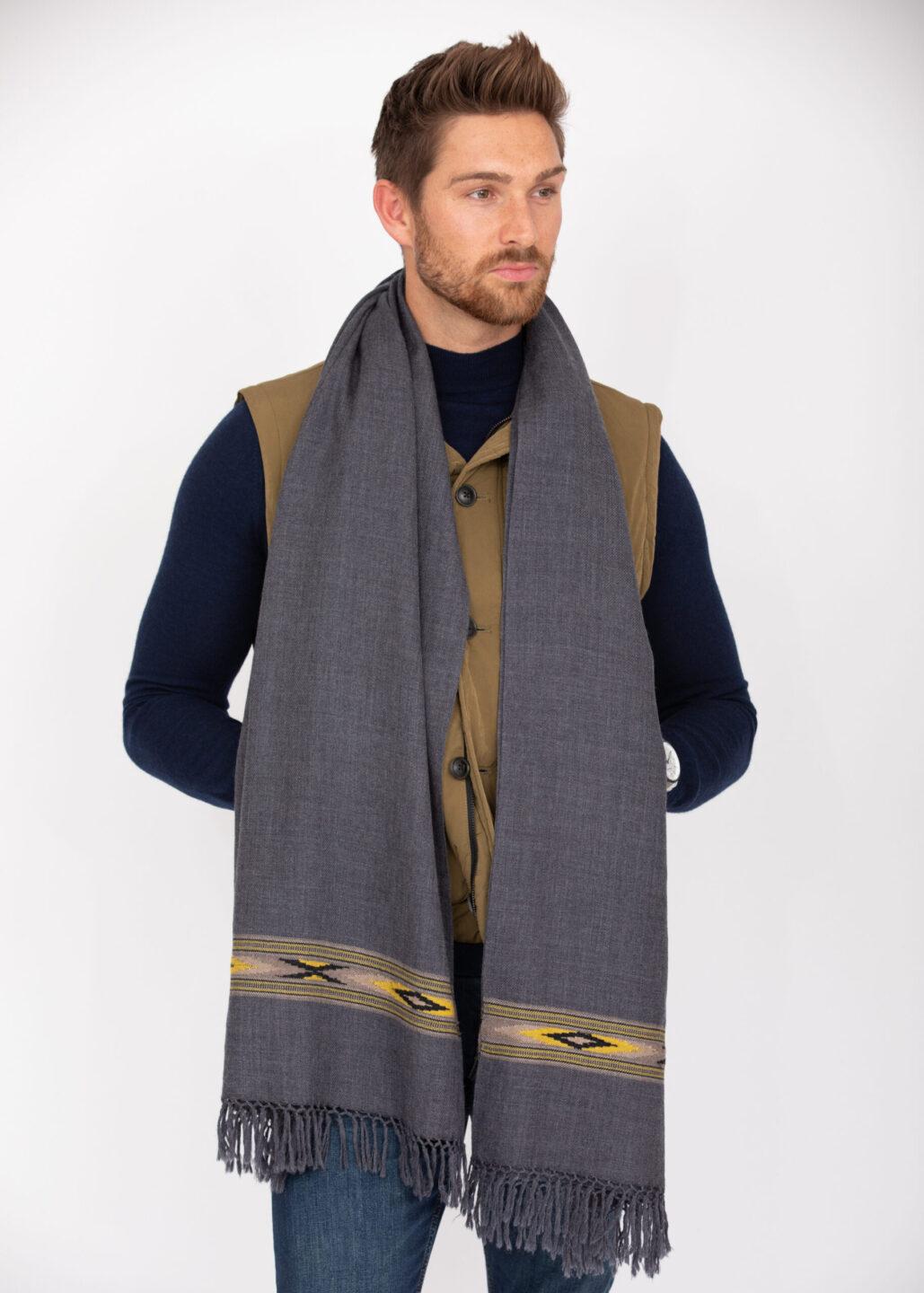 Oversize Men's Blanket Scarf Merino Wool Takhi Charcoal Grey 75 X 200cm