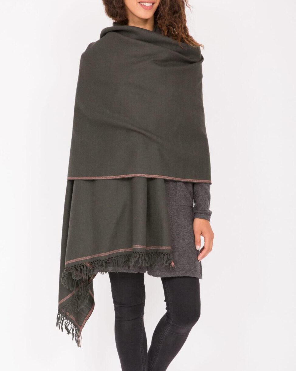 likemary Shoreditch shawl in khaki green, large merino wool scarf, 200 x 100 cm, ethically handmade for warmth and style