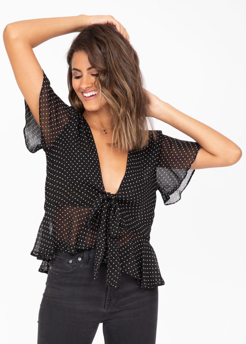 Short Butterfly Sleeve Floaty Top In Black Polka Dot