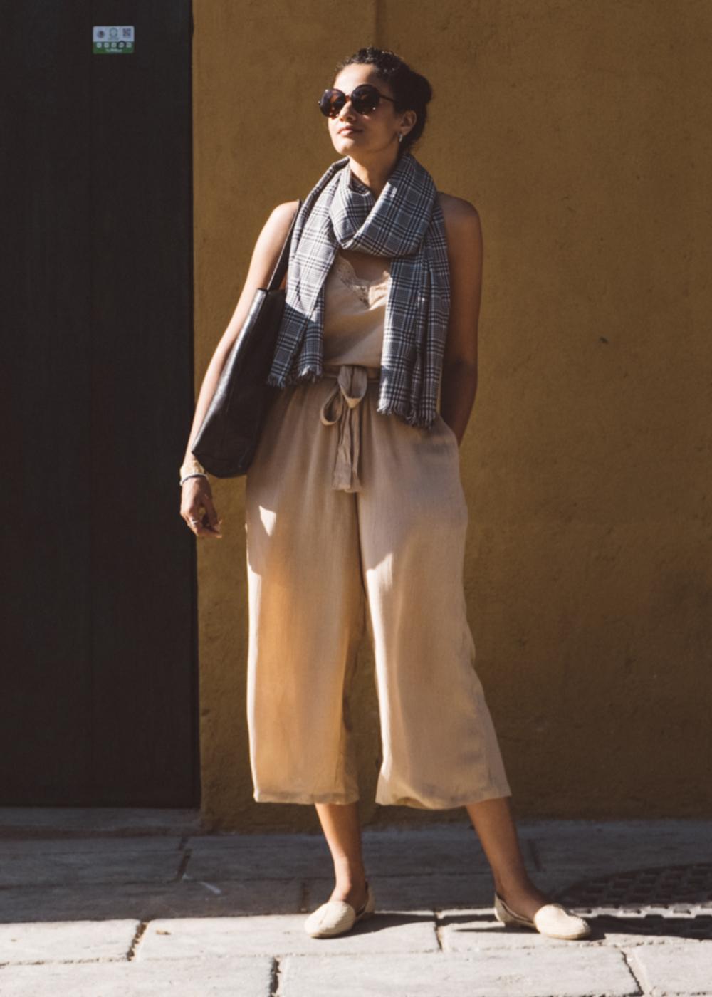 Wide Leg Crop Summer Trousers in Crinkle Bisucuit Beige